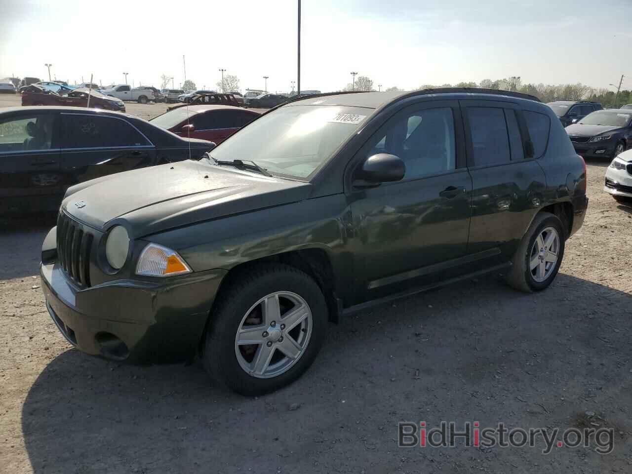 Фотография 1J8FT47W67D119265 - JEEP COMPASS 2007