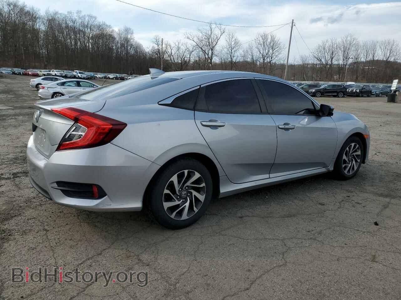 2018 HONDA CIVIC - VIN: 2HGFC2F74JH594690 - Фото 3