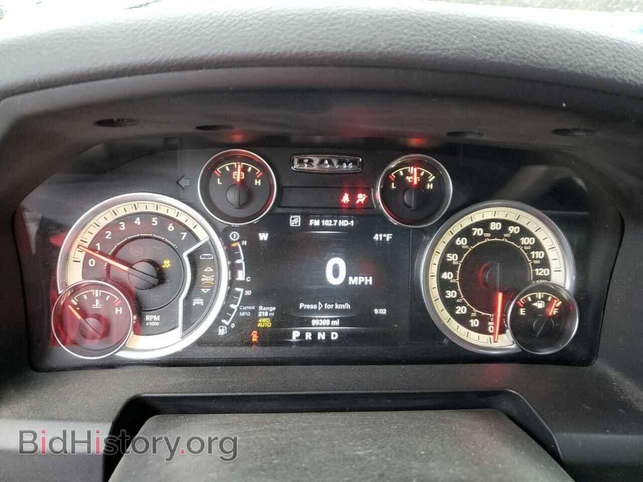 2017 RAM 1500 - VIN: 3C6RR7LT8HG704912 - Фото 9