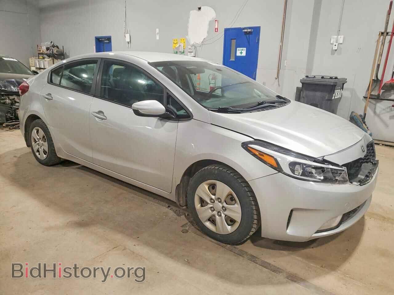 2017 KIA FORTE - VIN: 3KPFL4A78HE147996 - Photo 4