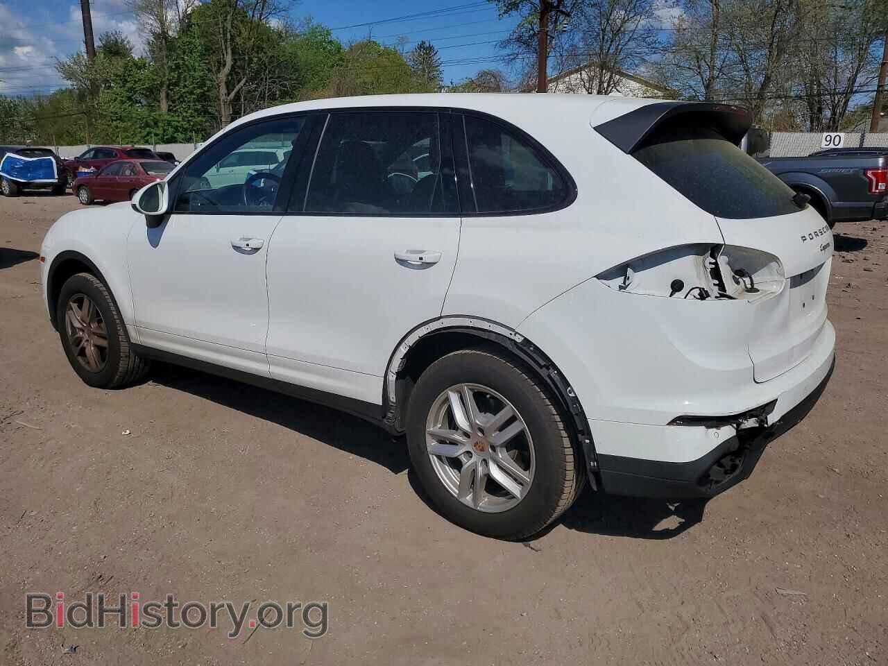 2016 PORSCHE CAYENNE - VIN: WP1AA2A28GKA08776 - Photo 2