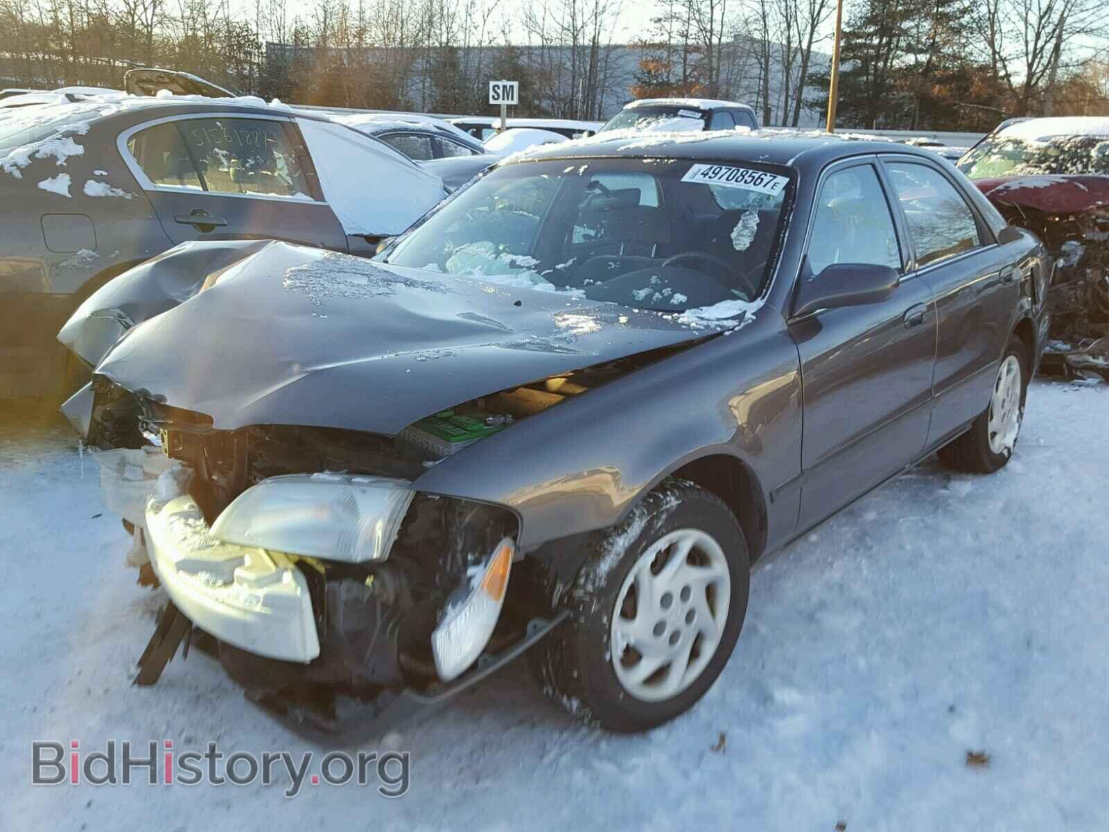 2000 MAZDA 626 - VIN: 1YVGF22C8Y5151371 - Фото 2