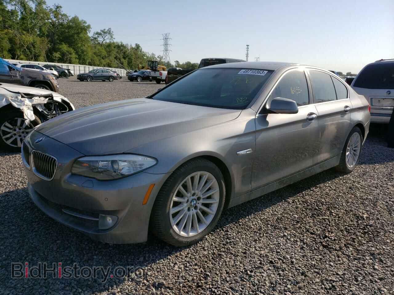 Фотография WBAFR7C54BC800802 - BMW 5 SERIES 2011