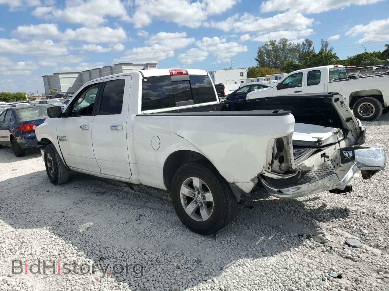 2018 RAM 1500 - VIN: 1C6RR6GG2JS104828 - Photo 2