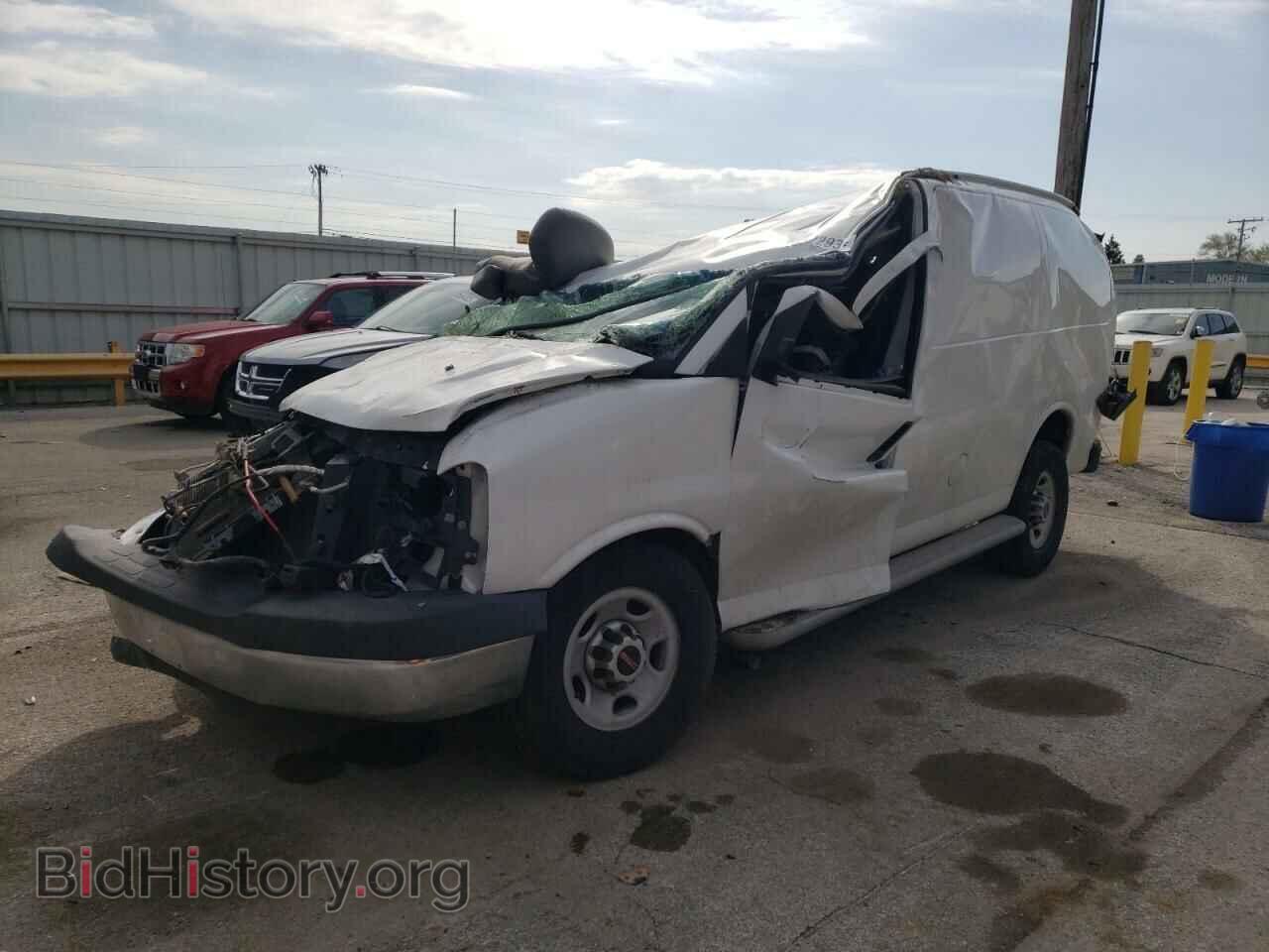 Фотография 1GTW7FCF7F1900650 - GMC SAVANA 2015