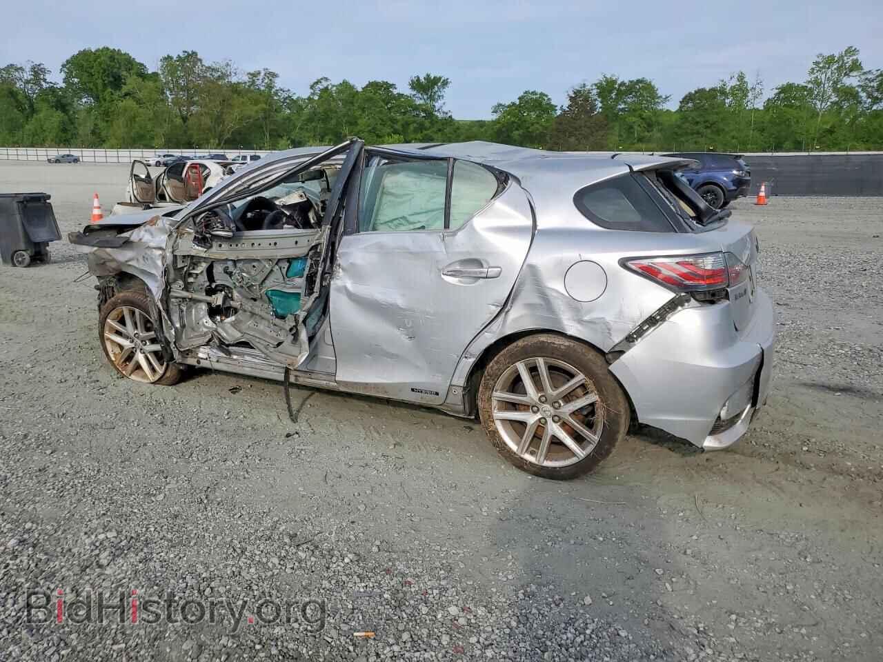 2014 LEXUS CT 200 - VIN: JTHKD5BH4E2190019 - Photo 2