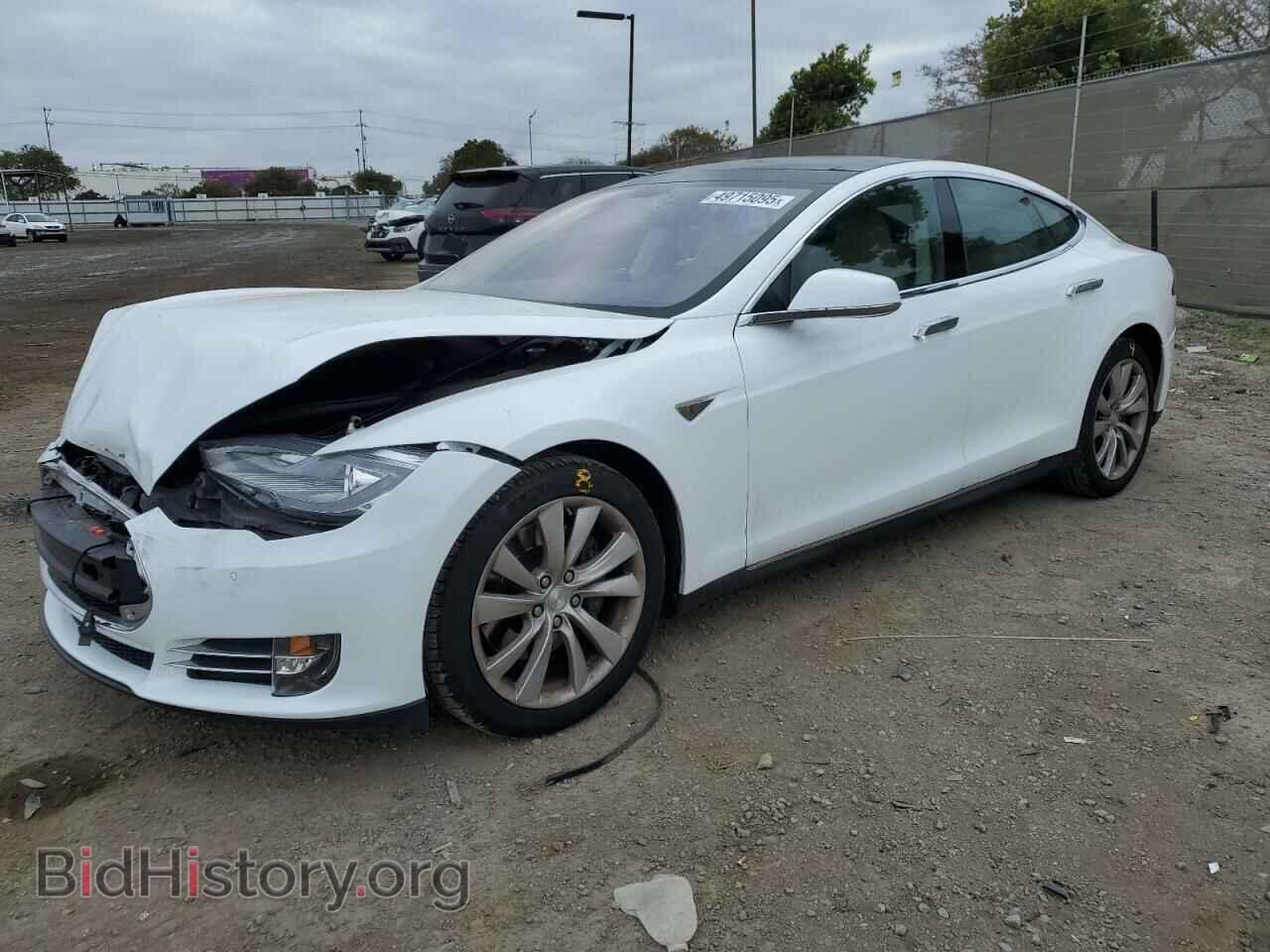 Photo 5YJSA1H18EFP32300 - TESLA MODEL S 2014