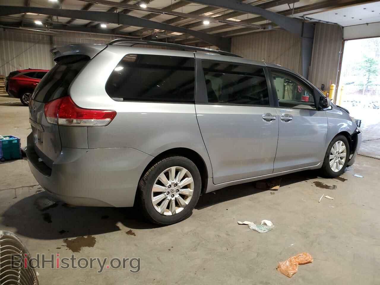 2011 TOYOTA All Models - VIN: 5TDJK3DC0BS022584 - Фото 3