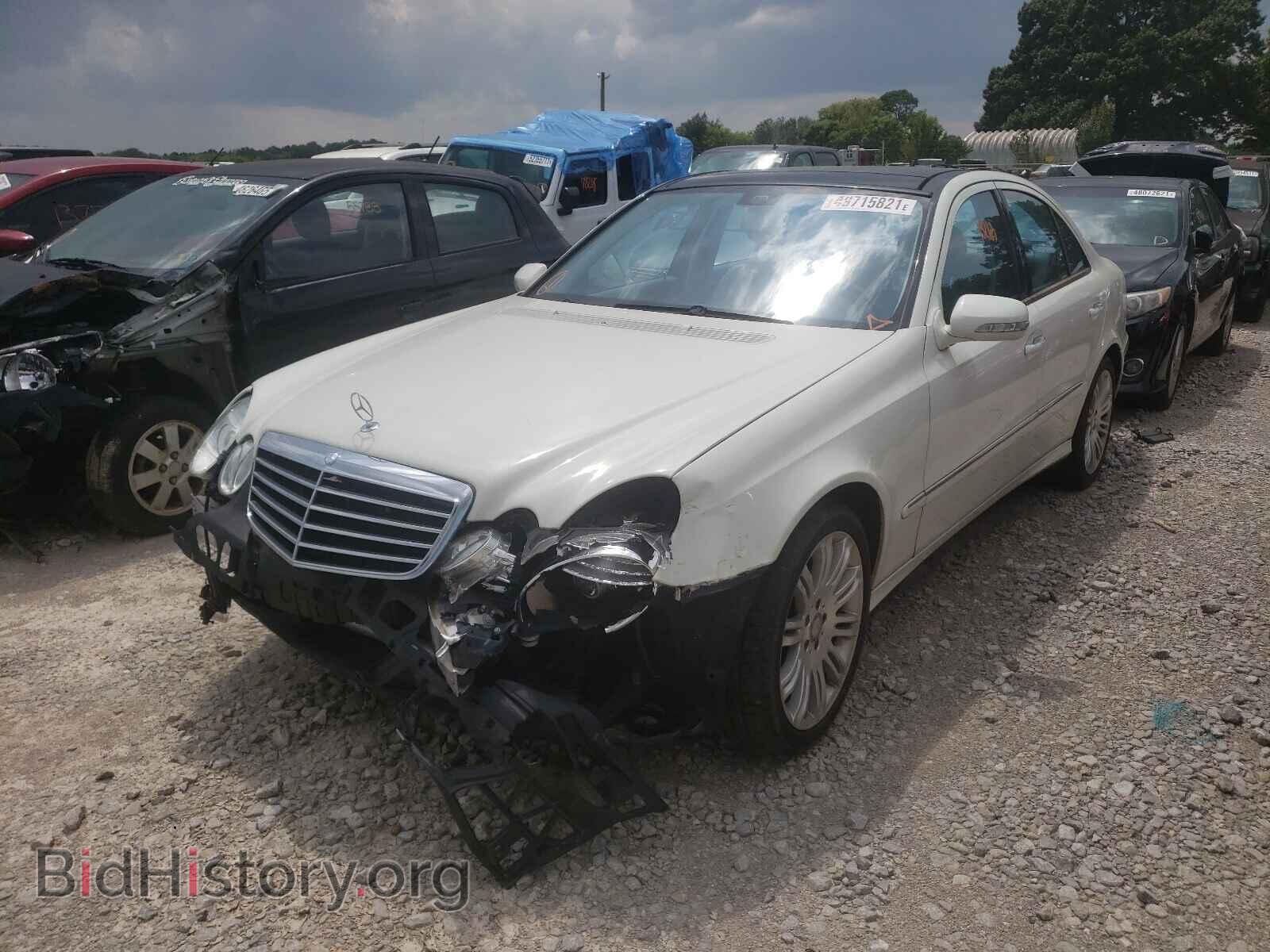 2008 MERCEDES-BENZ E-CLASS - VIN: WDBUF87X68B224552 - Фото 2