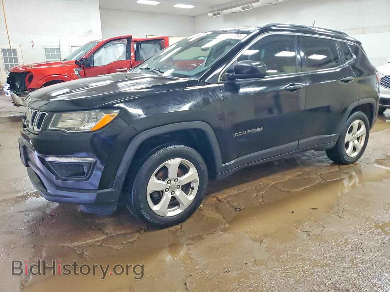 Photo 3C4NJDBB8HT687901 - JEEP COMPASS 2017