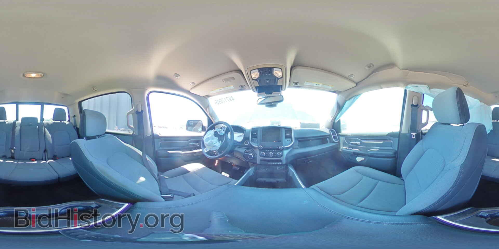 2019 RAM 1500 - VIN: 1C6RREMT2KN730388 - Фото 13