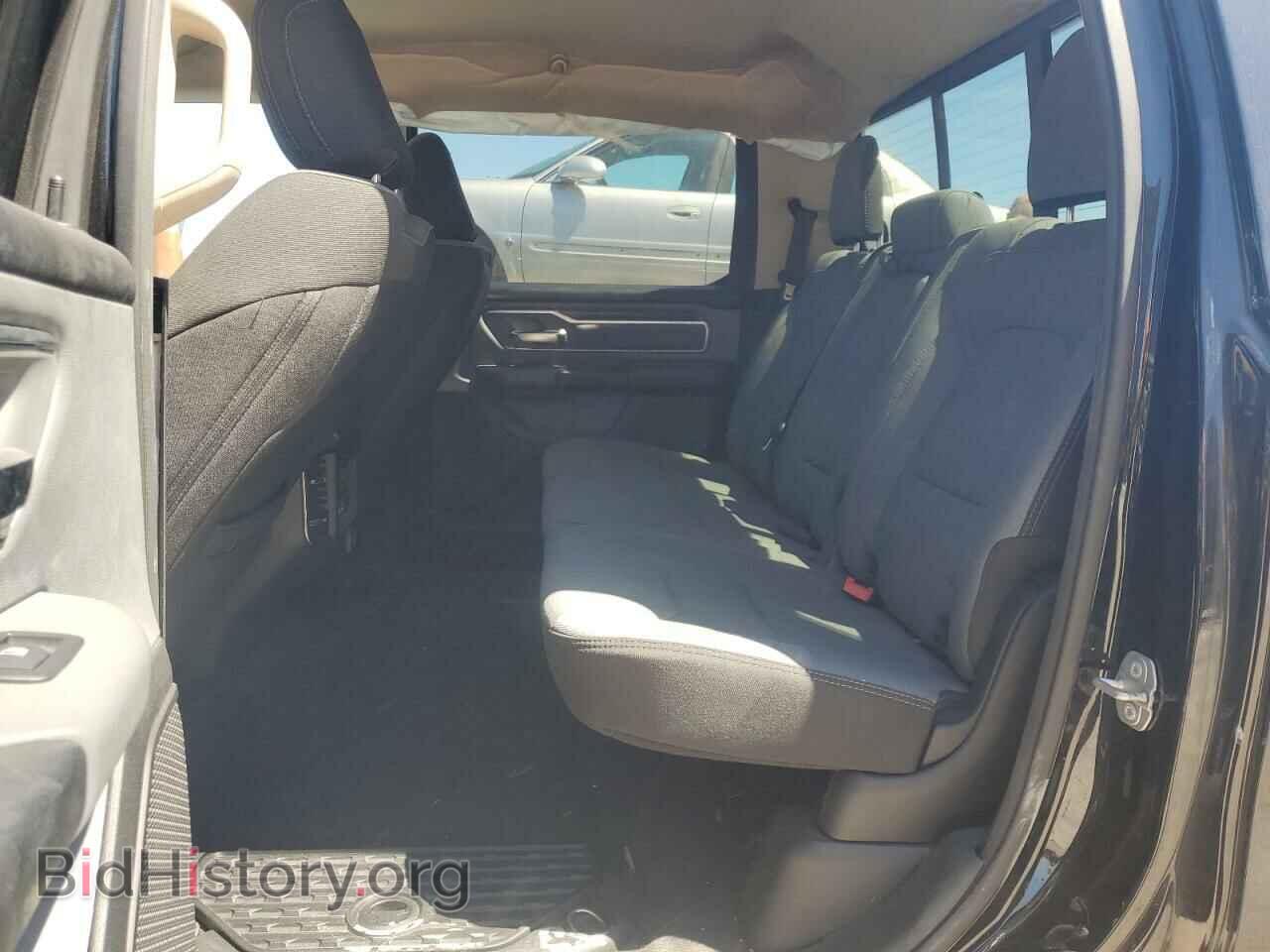 2019 RAM 1500 - VIN: 1C6RREMT2KN730388 - Фото 10