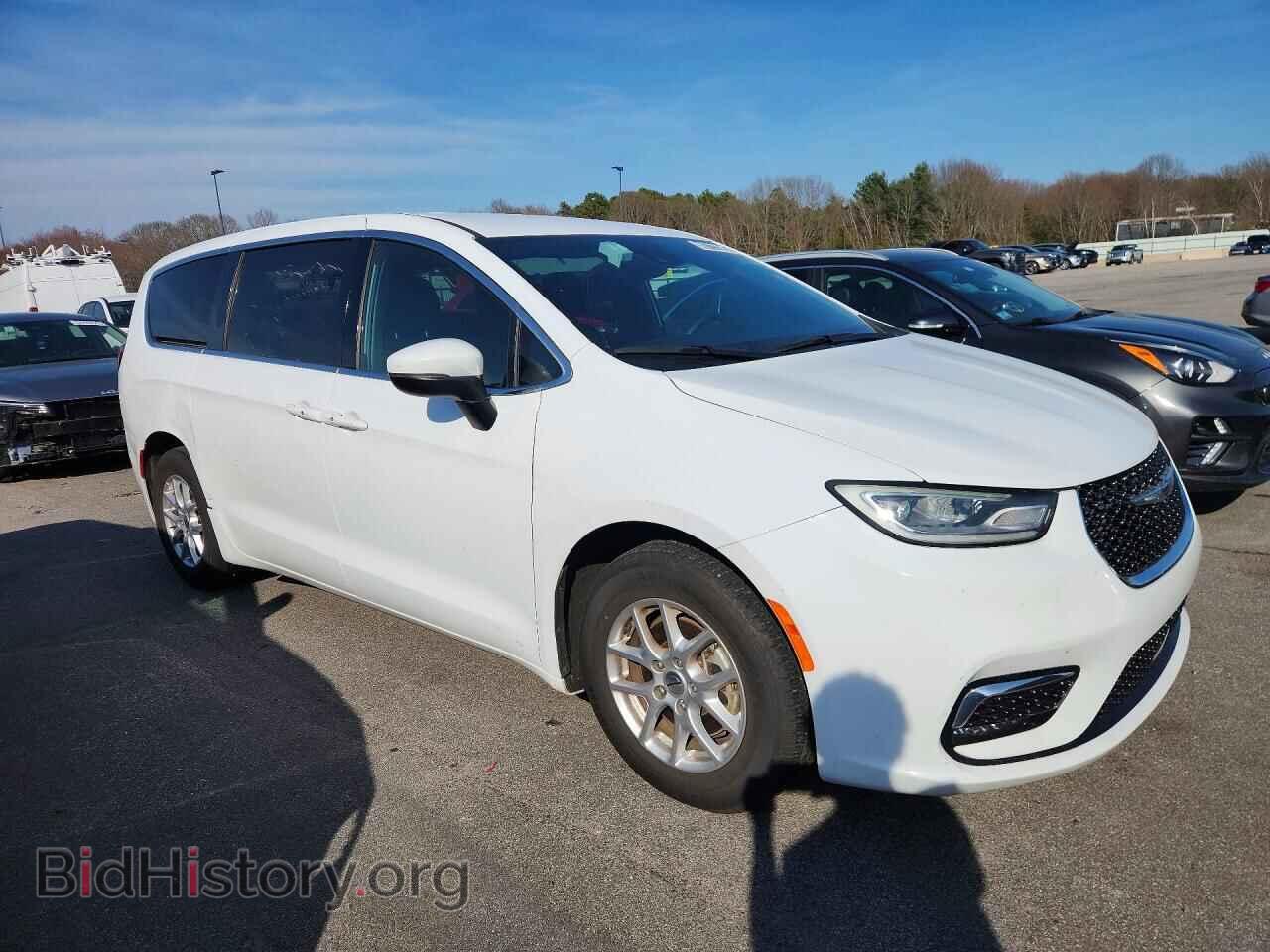 2023 CHRYSLER PACIFICA - VIN: 2C4RC1FG2PR556674 - Photo 4