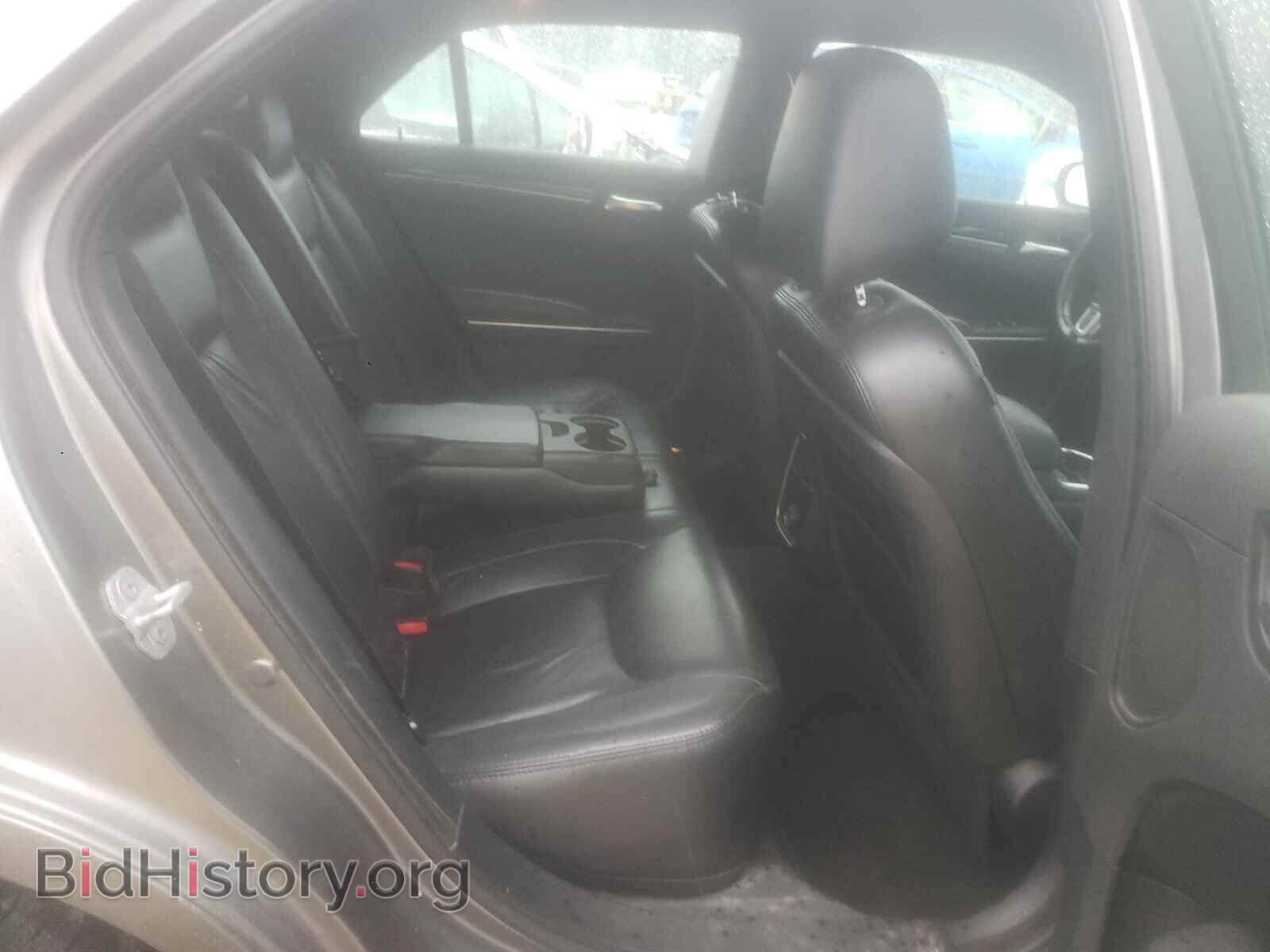 2011 CHRYSLER 300 - VIN: 2C3CA5CG8BH579953 - Фото 6