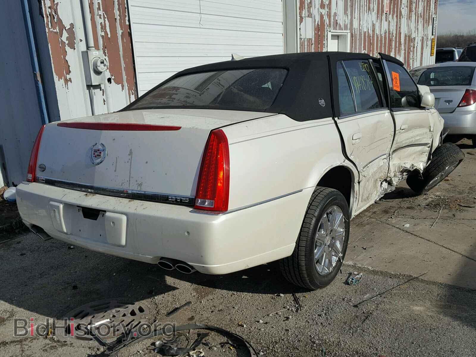 2011 CADILLAC DTS - VIN: 1G6KH5E65BU118149 - Фото 4