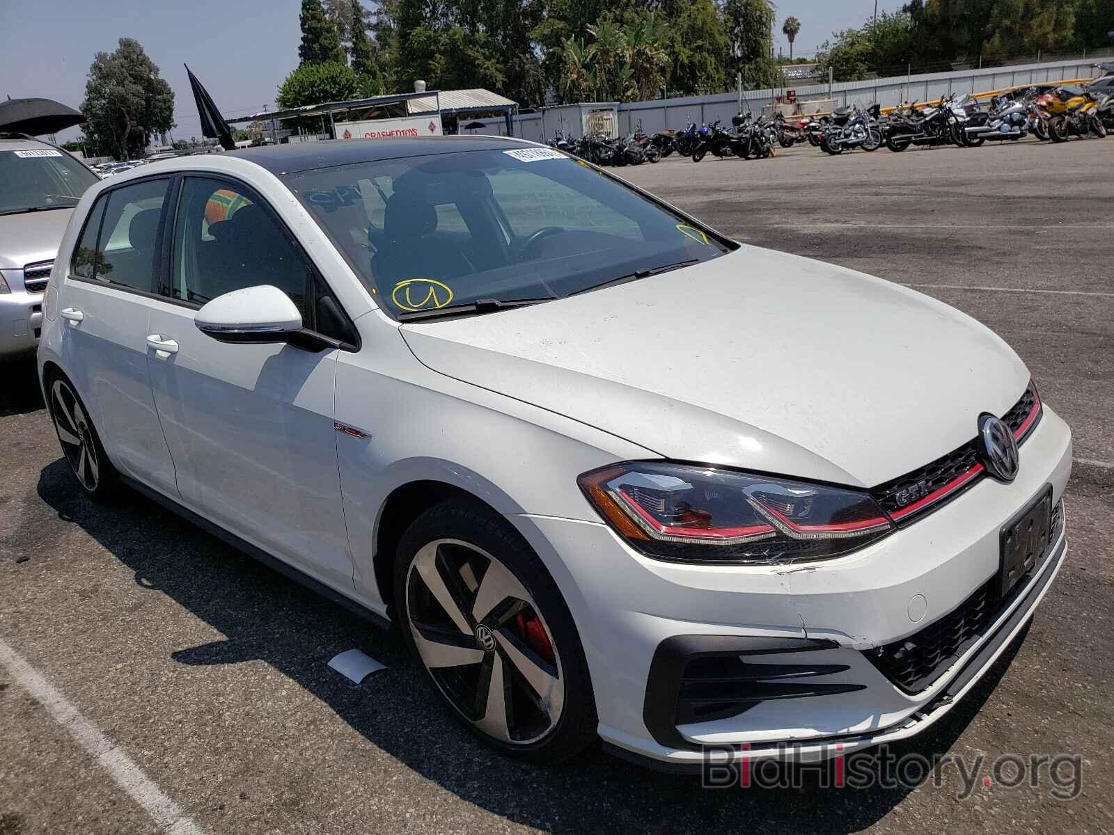 Photo 3VW447AU4JM275639 - VOLKSWAGEN GTI 2018