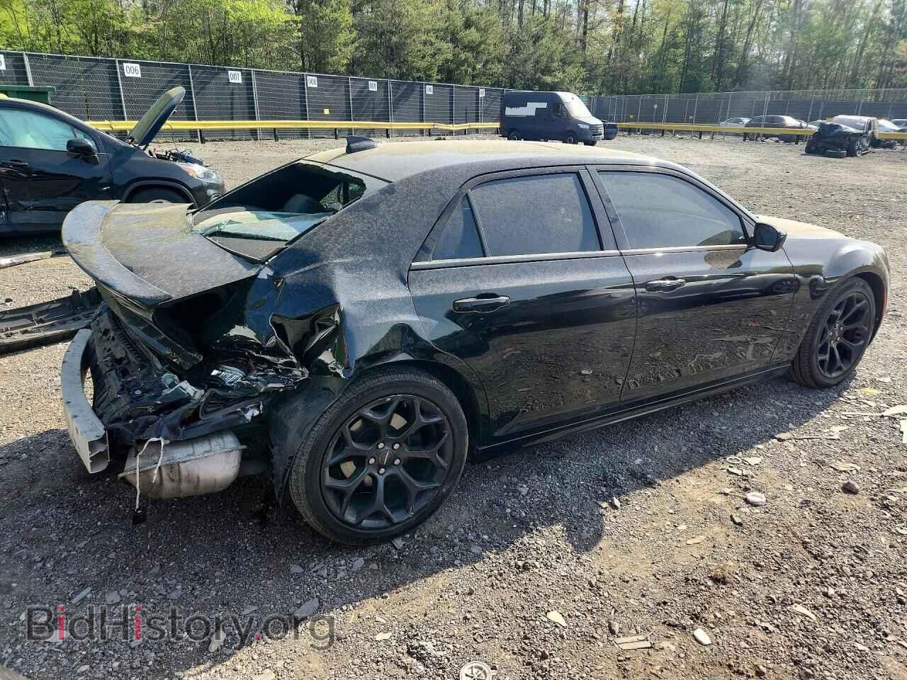 2019 CHRYSLER 300 - VIN: 2C3CCABT8KH581090 - Photo 3