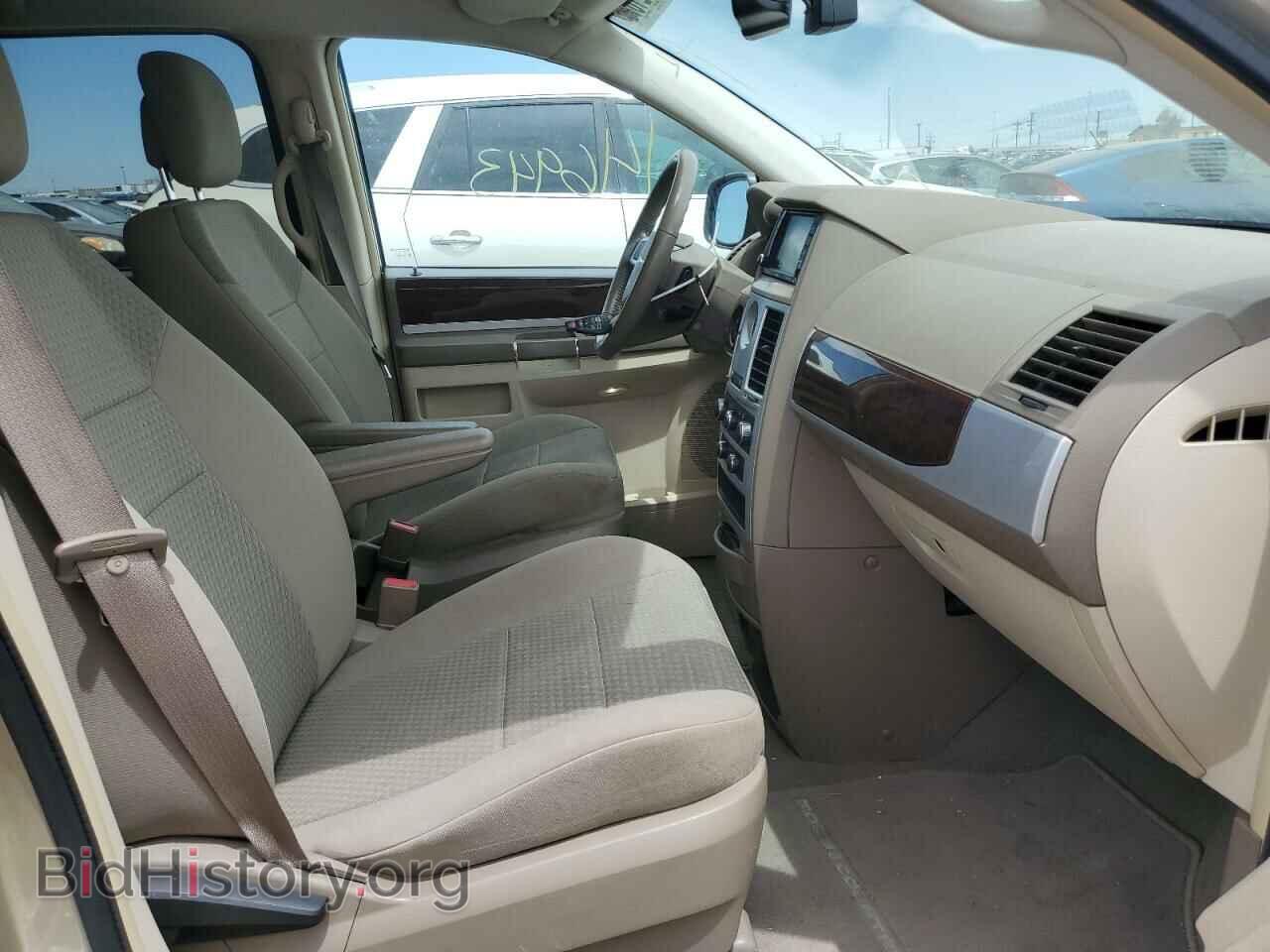 2010 CHRYSLER MINIVAN - VIN: 2A4RR5D16AR494198 - Фото 5