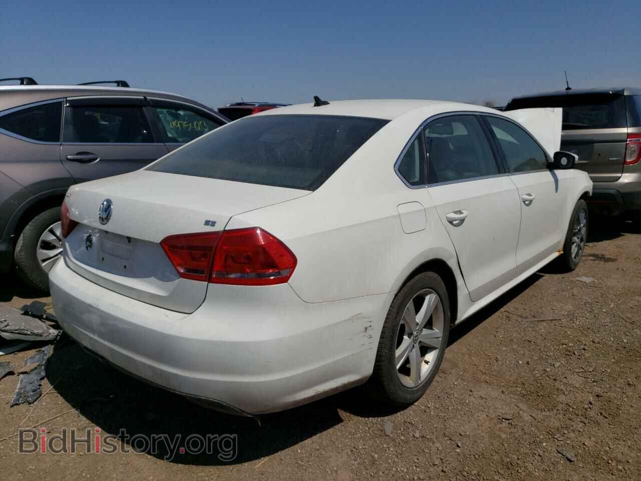 2013 VOLKSWAGEN PASSAT - VIN: 1VWBP7A33DC038460 - Фото 3