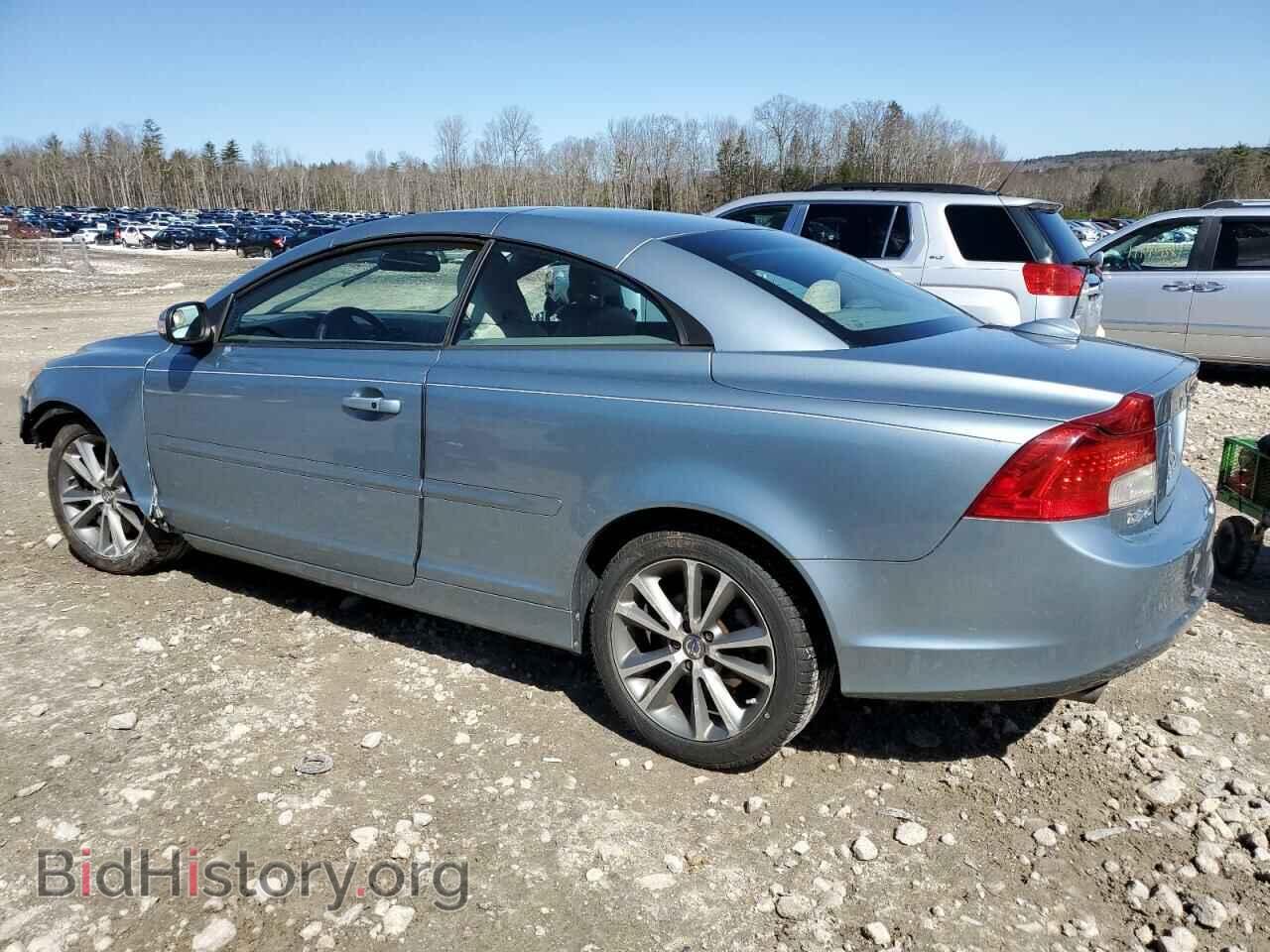 2011 VOLVO C70 - VIN: YV1672MC4BJ114502 - Фото 2