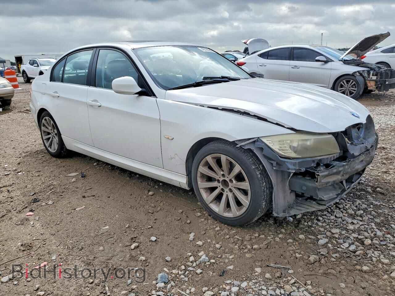 2011 BMW 3 SERIES - VIN: WBAPH5C57BA442084 - Фото 4