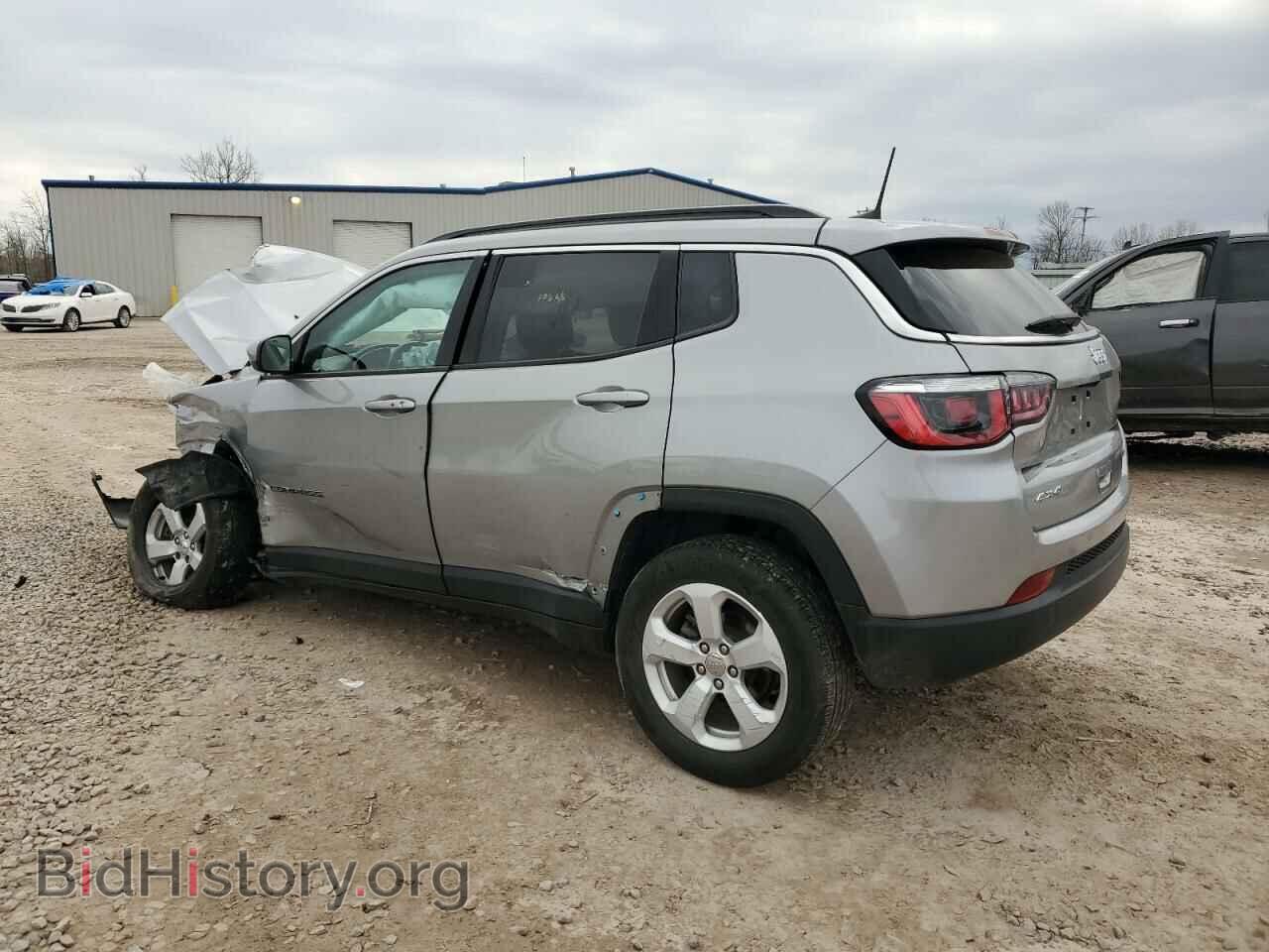 2019 JEEP COMPASS - VIN: 3C4NJDBB1KT786521 - Photo 2