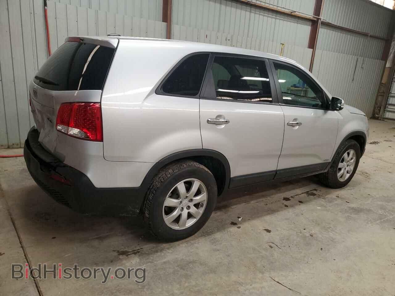 2011 KIA SORENTO - VIN: 5XYKTCA12BG187487 - Фото 3