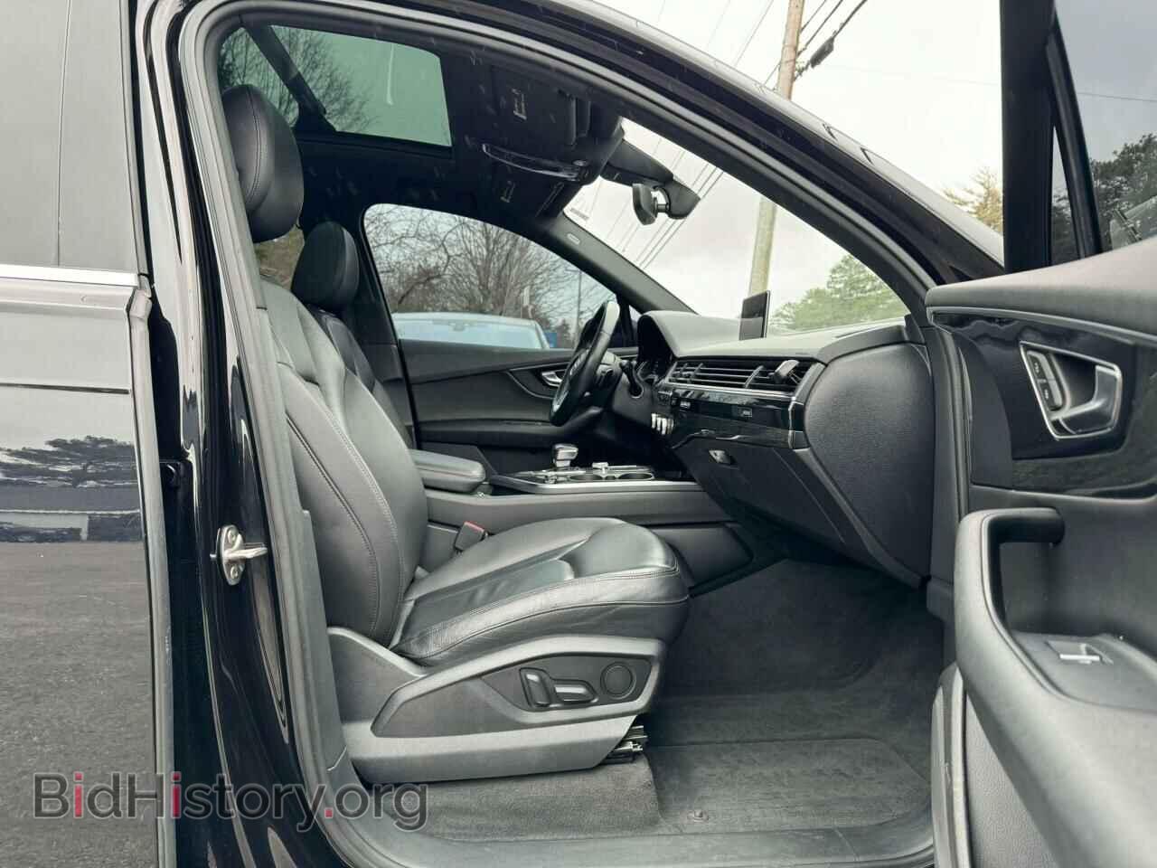 2017 AUDI Q7 - VIN: WA1LAAF75HD020876 - Photo 5