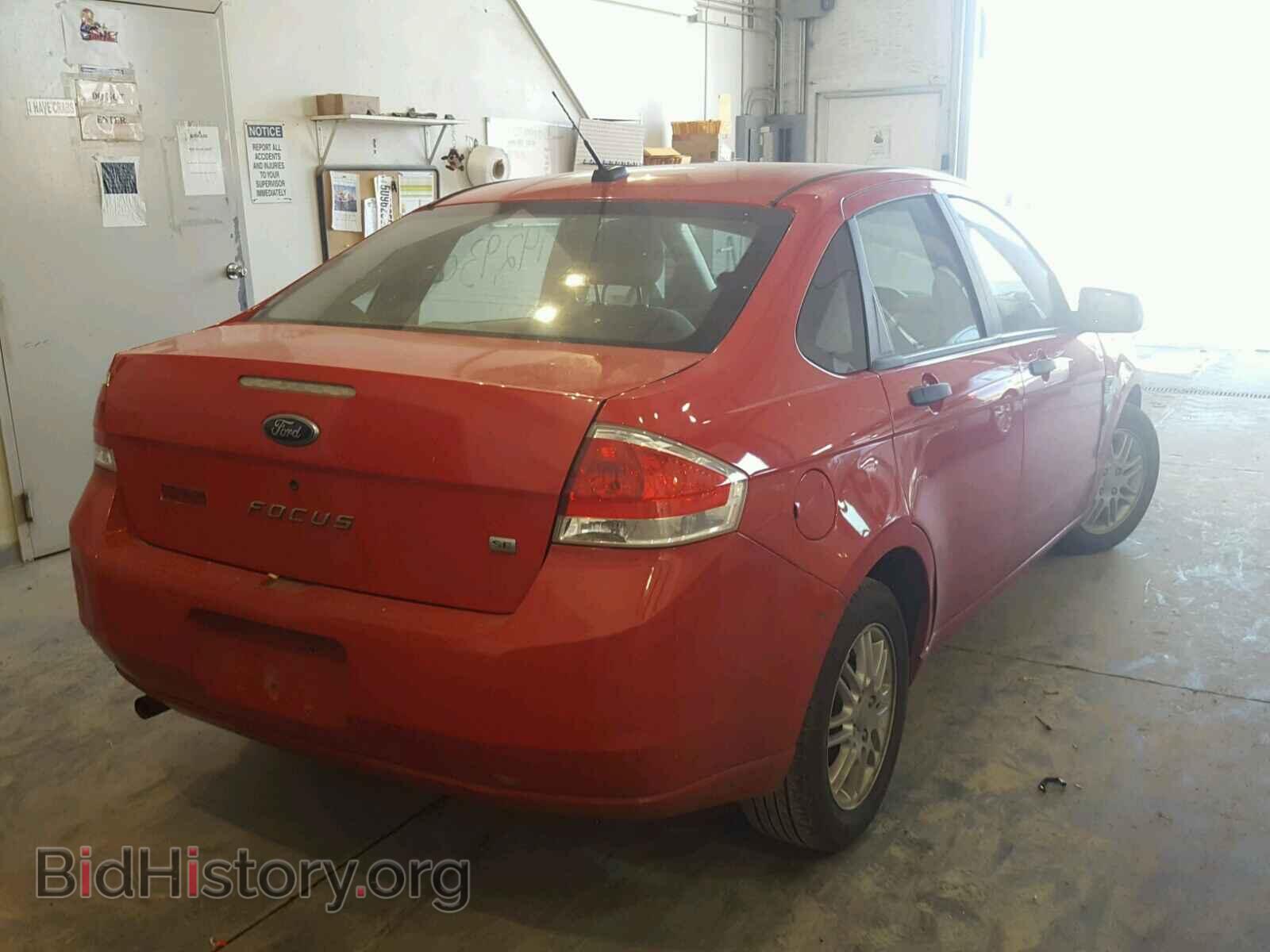 2008 FORD FOCUS - VIN: 1FAHP35N58W236159 - Photo 4