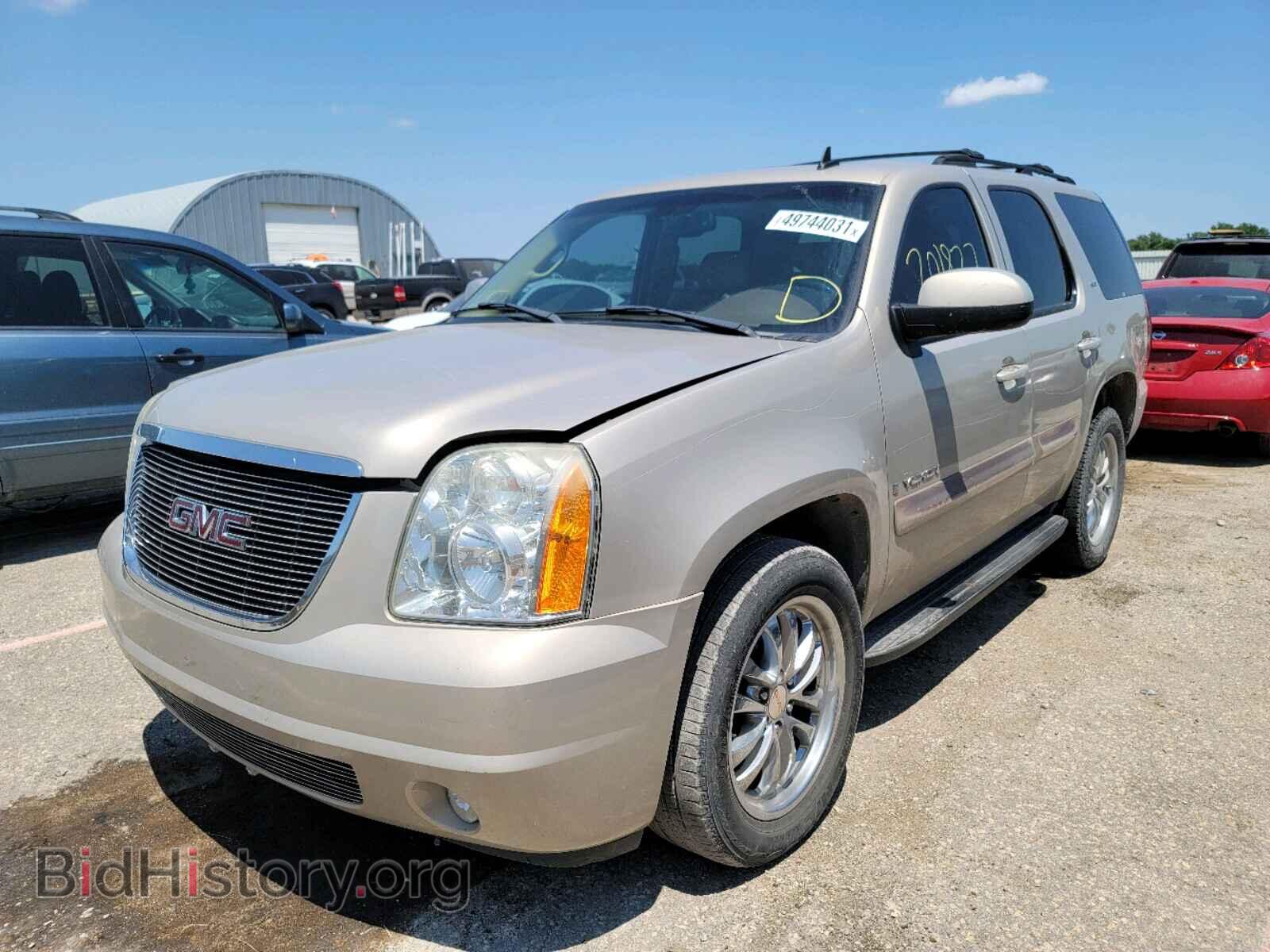 2007 GMC YUKON - VIN: 1GKFC13007J140805 - Фото 2