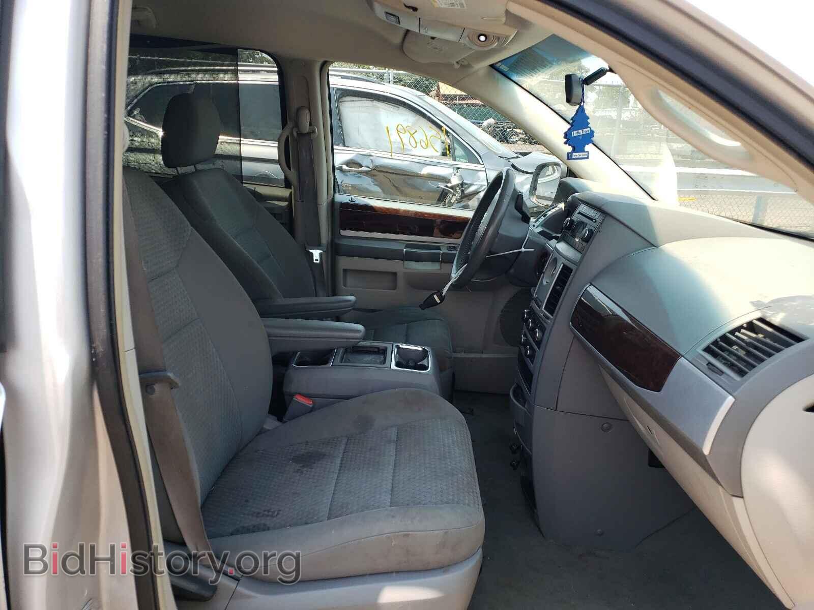 2010 CHRYSLER MINIVAN - VIN: 2A4RR5D10AR127636 - Photo 5