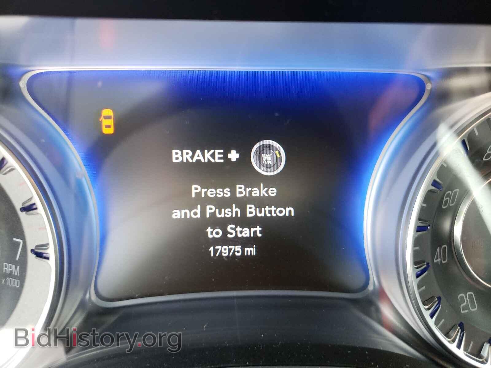 2015 CHRYSLER 300 - VIN: 2C3CCAAG3FH922535 - Фото 8