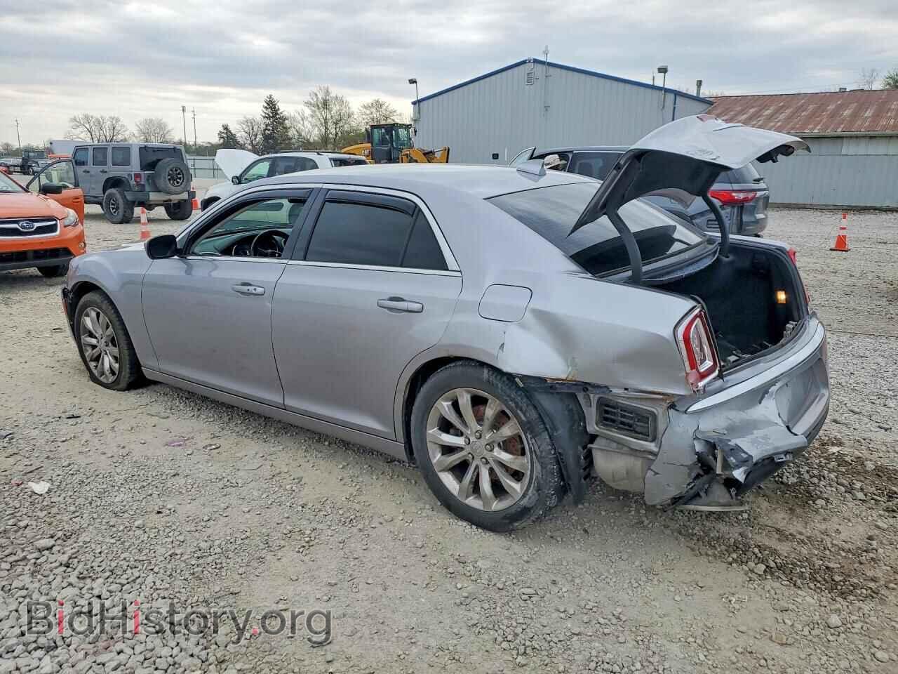 2015 CHRYSLER 300 - VIN: 2C3CCARG4FH899416 - Фото 2