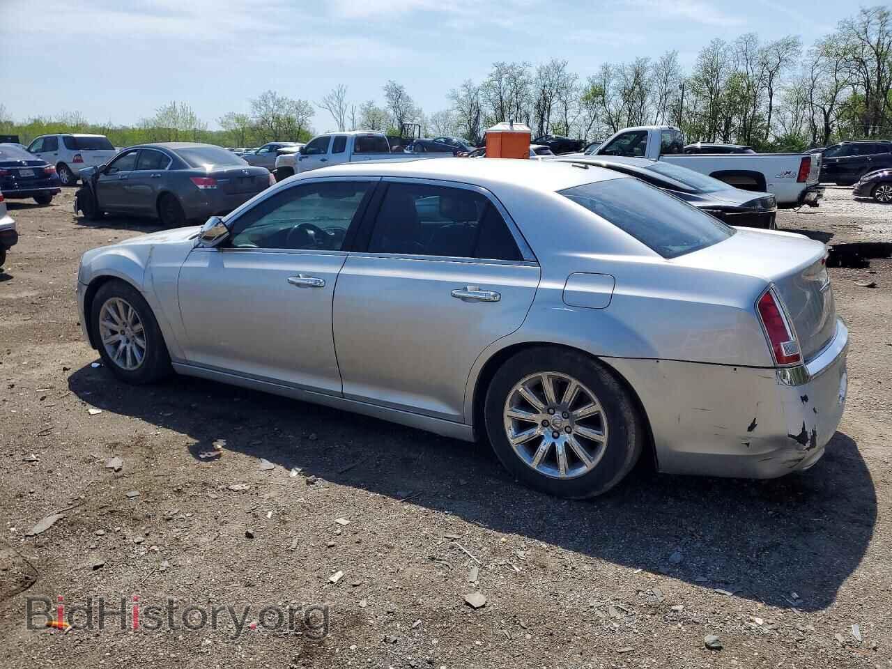 2012 CHRYSLER 300 - VIN: 2C3CCAET1CH268069 - Photo 2