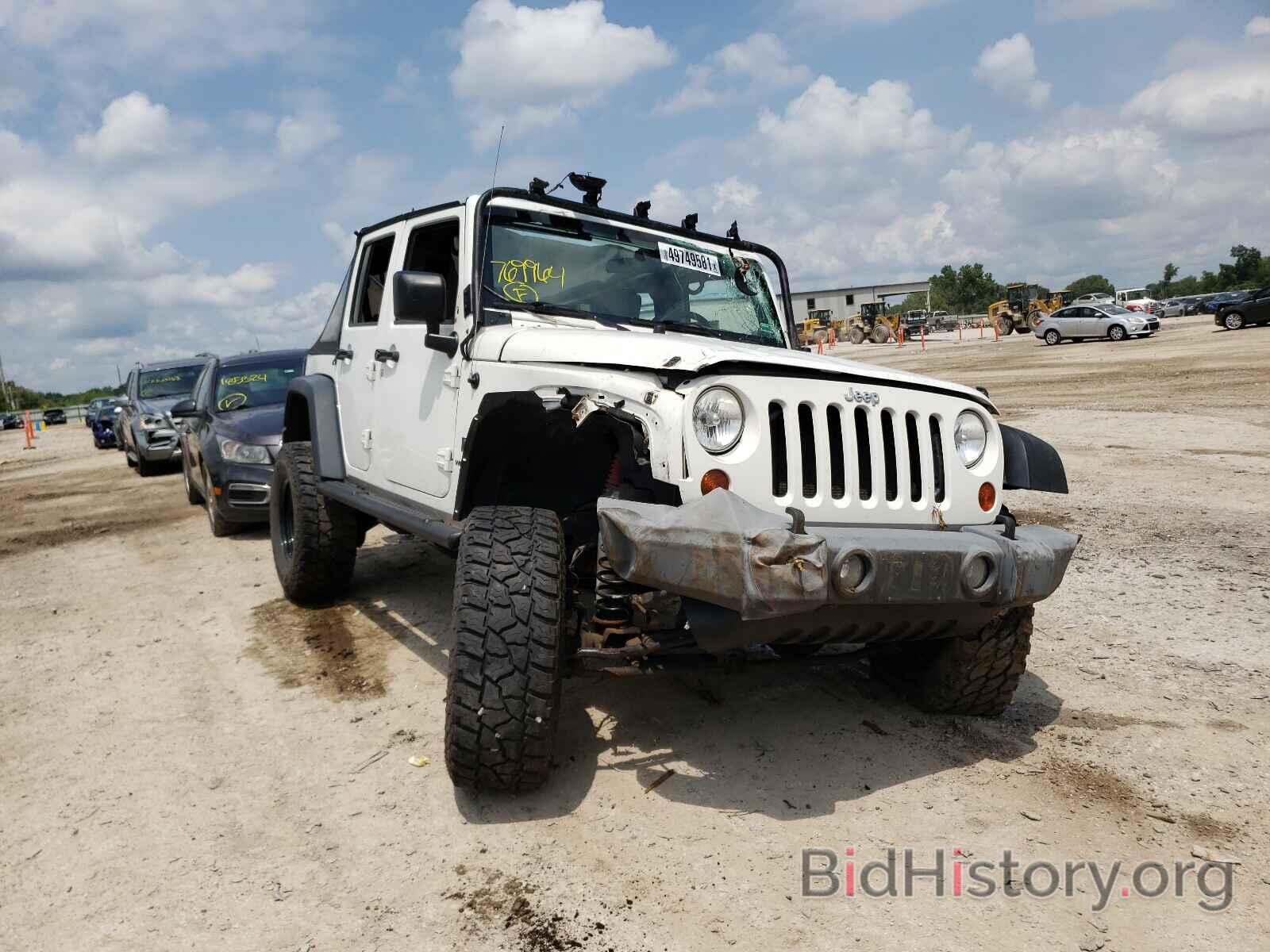 Photo 1J8GA39179L769964 - JEEP WRANGLER 2009