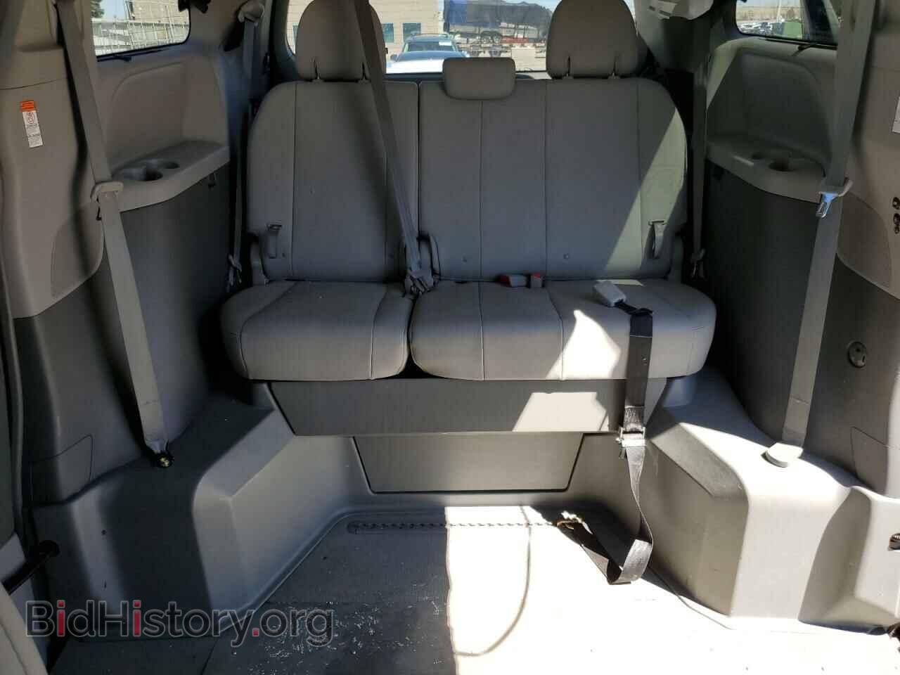 2017 TOYOTA All Models - VIN: 5TDYZ3DC4HS875413 - Фото 10