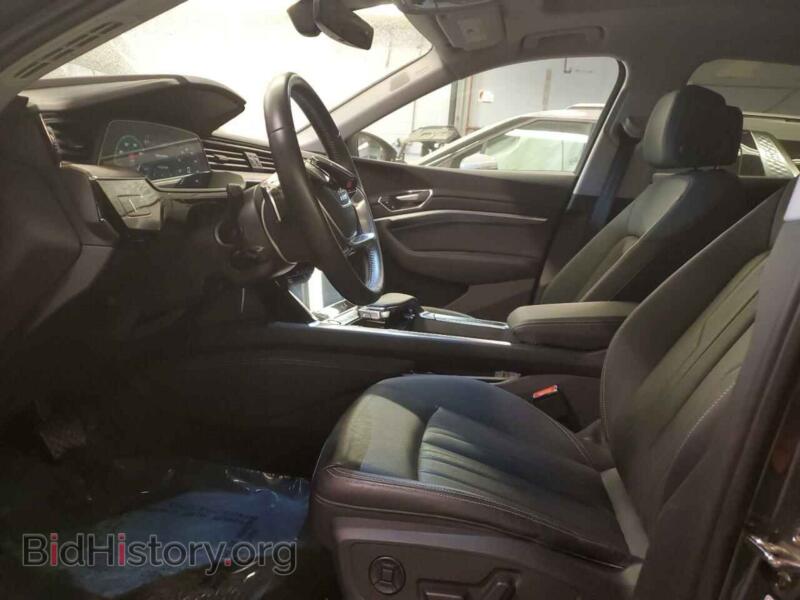 2020 Audi E-TRON (VIN WA12ABGE1LB036124) — фото 7 из 12