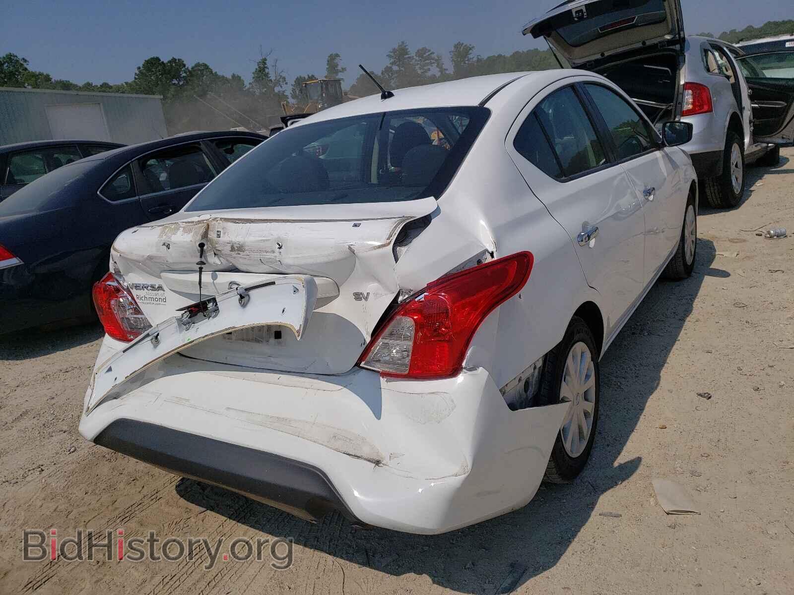2018 NISSAN VERSA - VIN: 3N1CN7AP7JL886571 - Фото 4