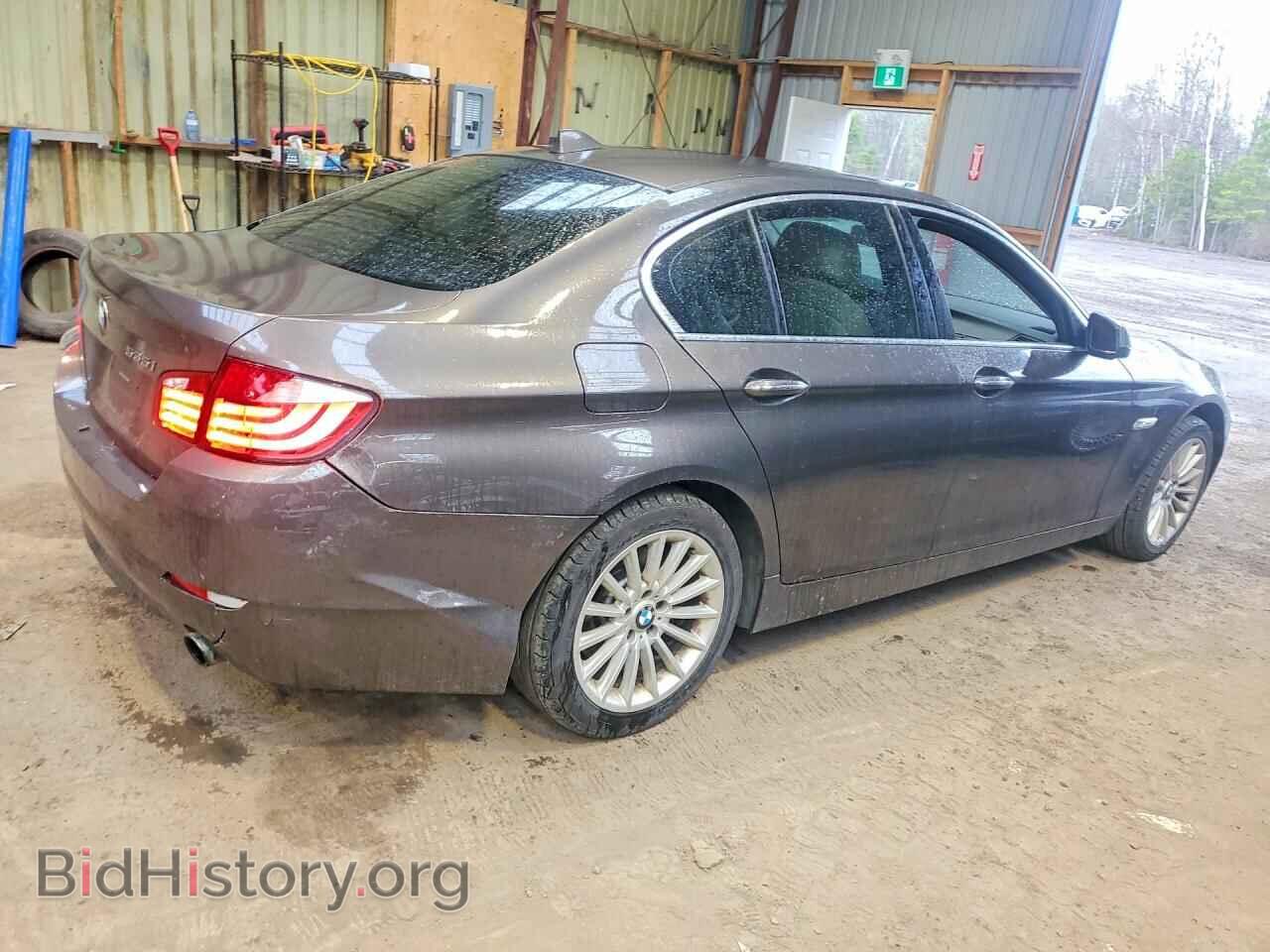 2011 BMW 5 SERIES - VIN: WBAFU7C59BC876286 - Фото 3