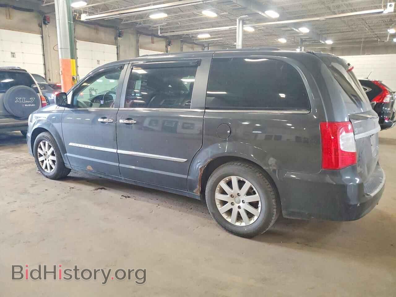 2011 CHRYSLER MINIVAN - VIN: 2A4RR8DG6BR656404 - Photo 2