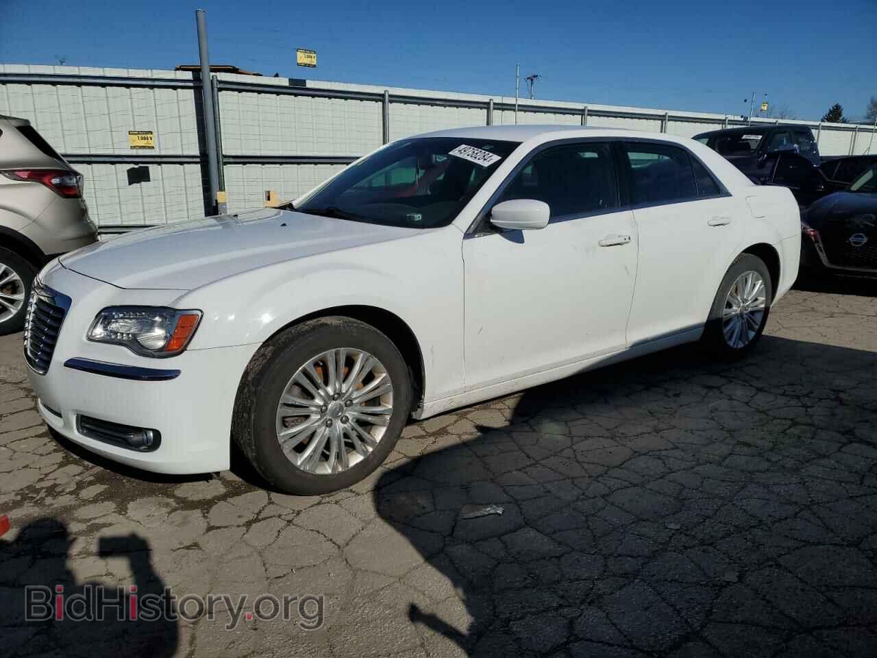 Фотография 2C3CCARG1EH243995 - CHRYSLER 300 2014