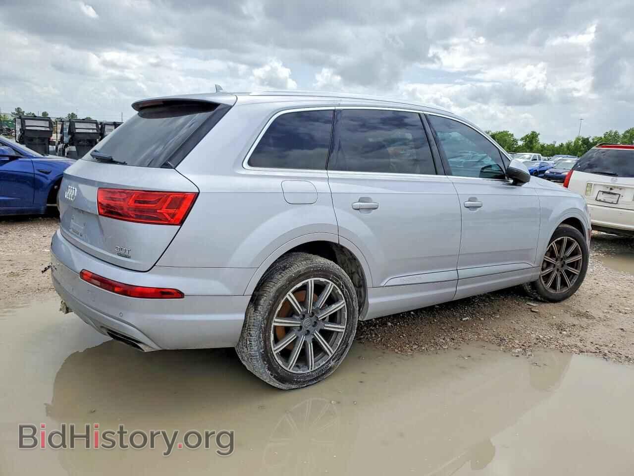 2017 AUDI Q7 - VIN: WA1VAAF71HD001105 - Фото 3