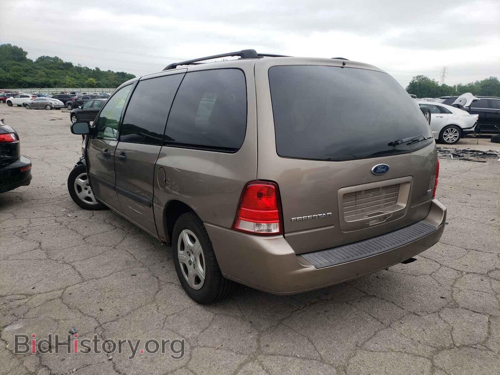 2006 FORD FREESTAR - VIN: 2FMZA51626BA05921 - Фото 3