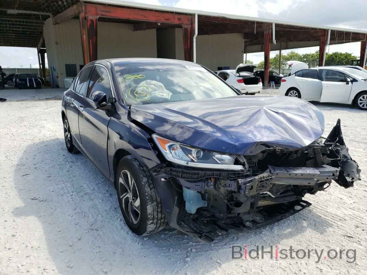 Photo 1HGCR2F40HA188471 - HONDA ACCORD 2017