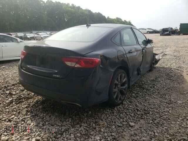 2015 CHRYSLER 200 - VIN: 1C3CCCDGXFN556717 - Photo 4