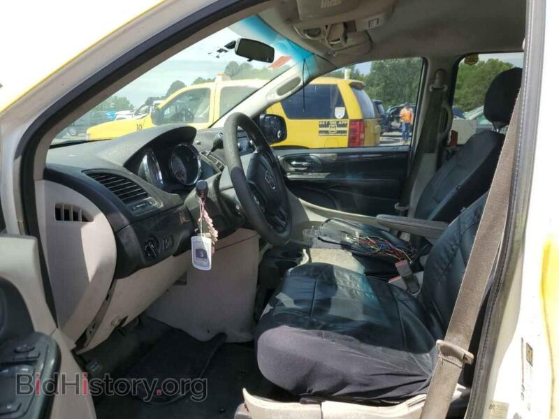 2011 Dodge CARAVAN (VIN 2D4RN4DG2BR621212) — фото 7 из 12