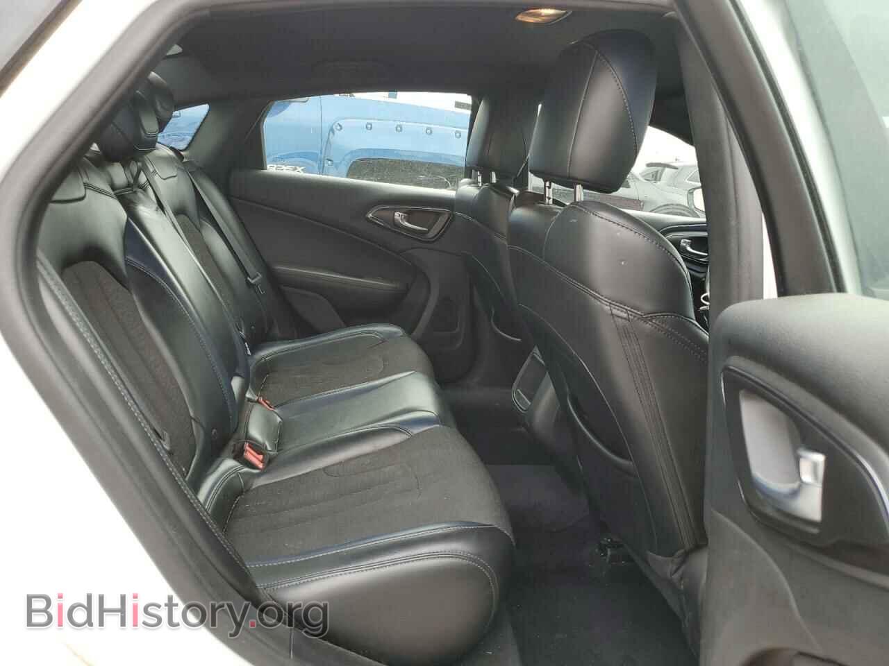 2016 CHRYSLER 200 - VIN: 1C3CCCBB9GN161467 - Фото 10