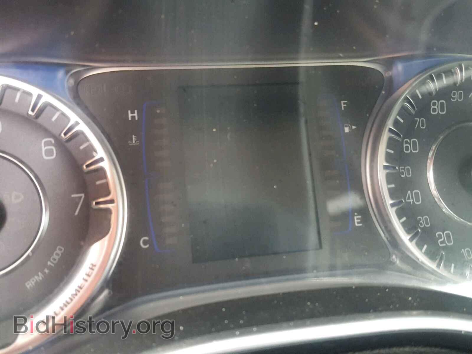 2015 CHRYSLER 200 - VIN: 1C3CCCAB2FN680585 - Photo 8