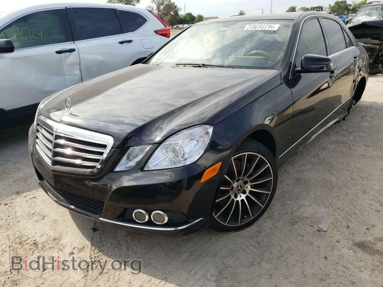 2011 MERCEDES-BENZ E-CLASS - VIN: WDDHF8HB1BA466755 - Фото 2