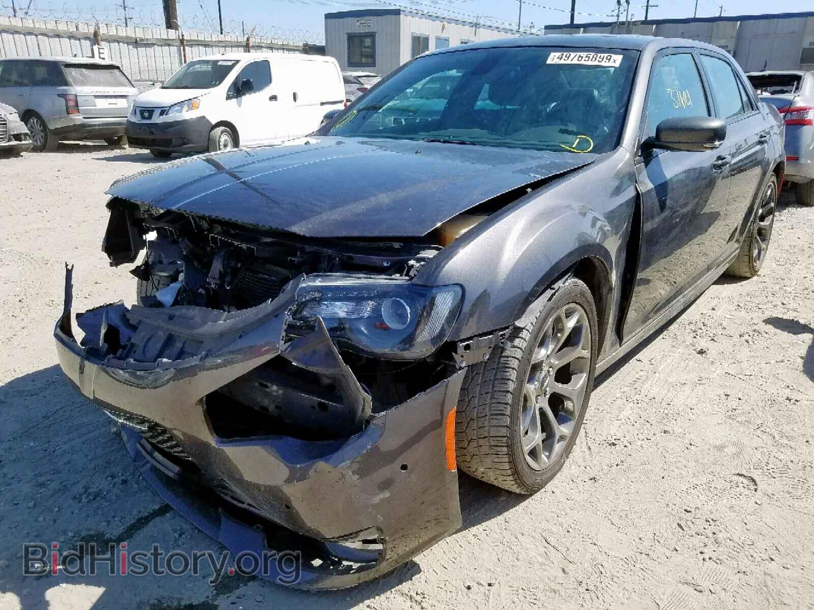 2018 CHRYSLER 300 - VIN: 2C3CCABGXJH243529 - Фото 2